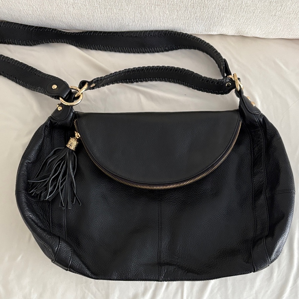 Chic Black Leather Hobo Bag with Tassel and 2 straps